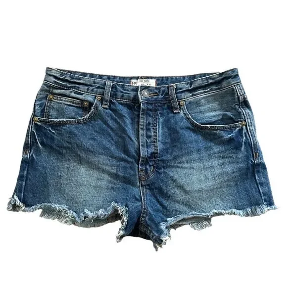Free People Blue High Waist Denim Casual Frayed Hem Jean Shorts - Picture 3 of 6